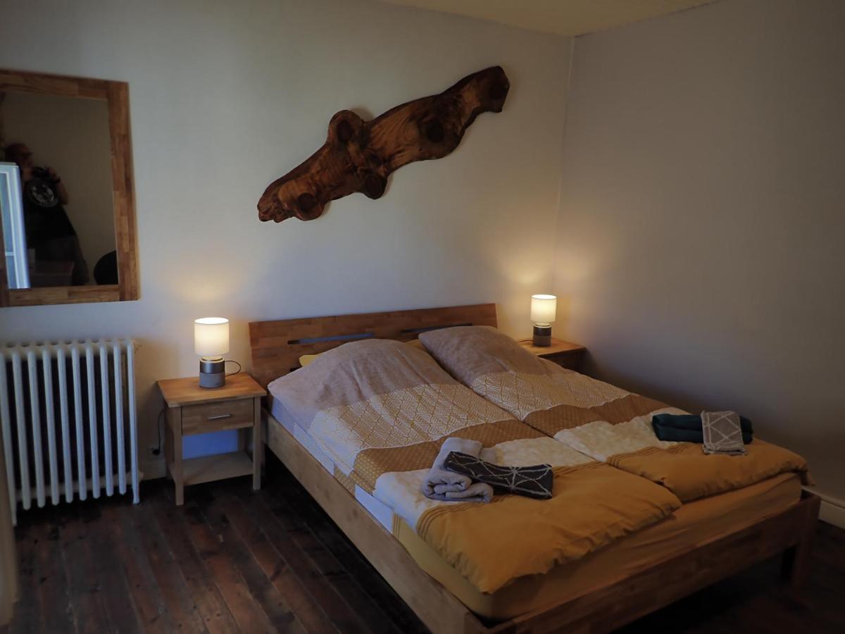 La Miramboise, Chambres Et Table D Hotes Mirambeau  Kültér fotó