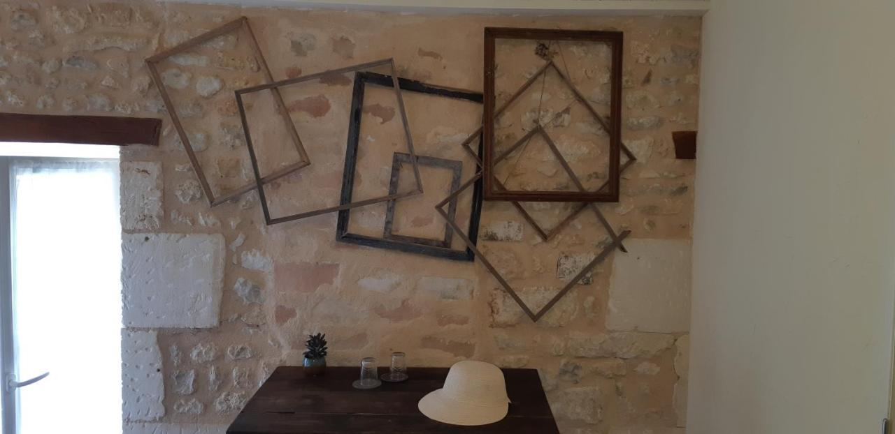 La Miramboise, Chambres Et Table D Hotes Mirambeau  Kültér fotó